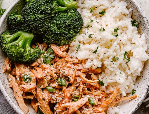 A bowl of Instant Pot honey garlic chicken rice and broccoli