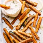 Crispy zucchini fries with dipping sauce