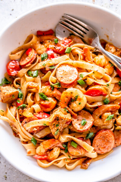 One Pot Jambalaya Pasta | Easy Weeknight Recipes