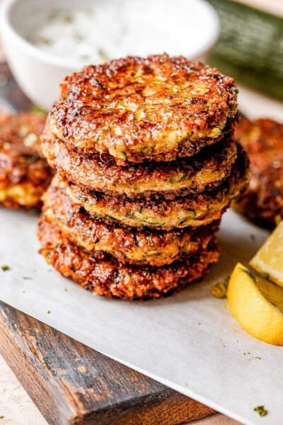 Crispy Zucchini Fritters | Fried Zucchini Cakes with Sour Cream Dip