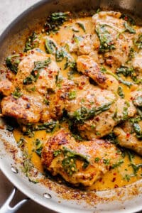 One Pot Creamed Spinach Chicken | Easy Weeknight Recipes