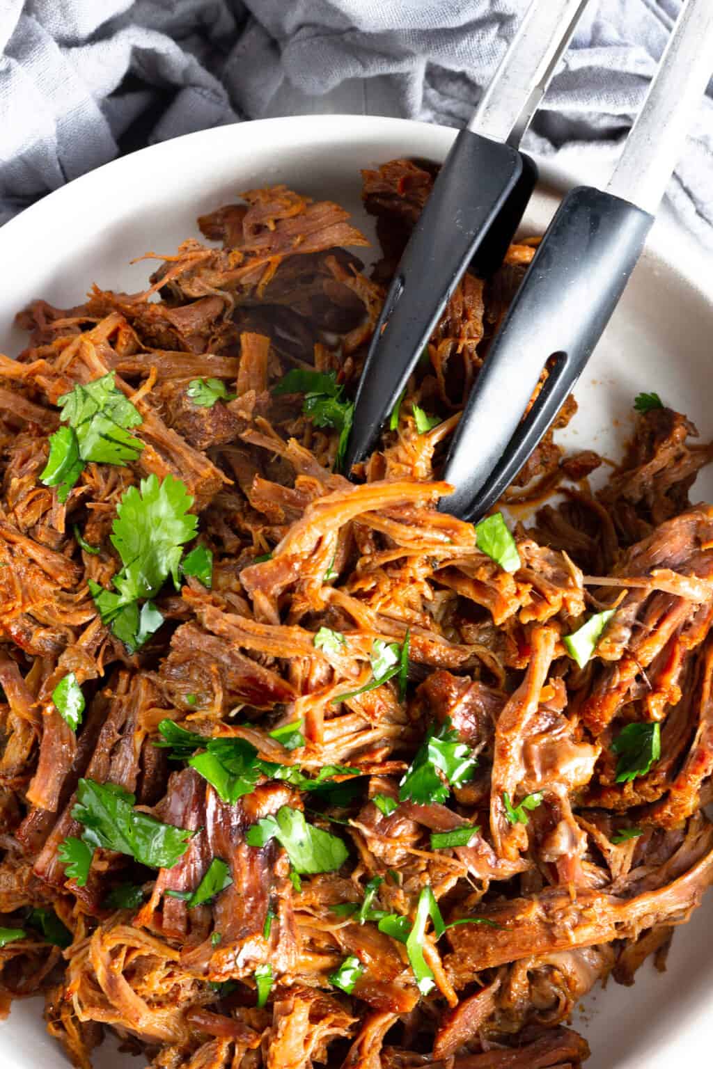 Easy Instant Pot Beef Barbacoa Recipe | Easy Weenight Recipes