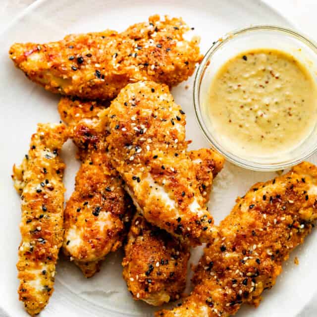 Easy Everything Bagel Baked Chicken Tenders | Easy Weeknight Recipes