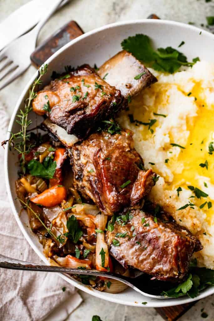 Slow Cooker Beef Short Ribs Easy Weeknight Recipes