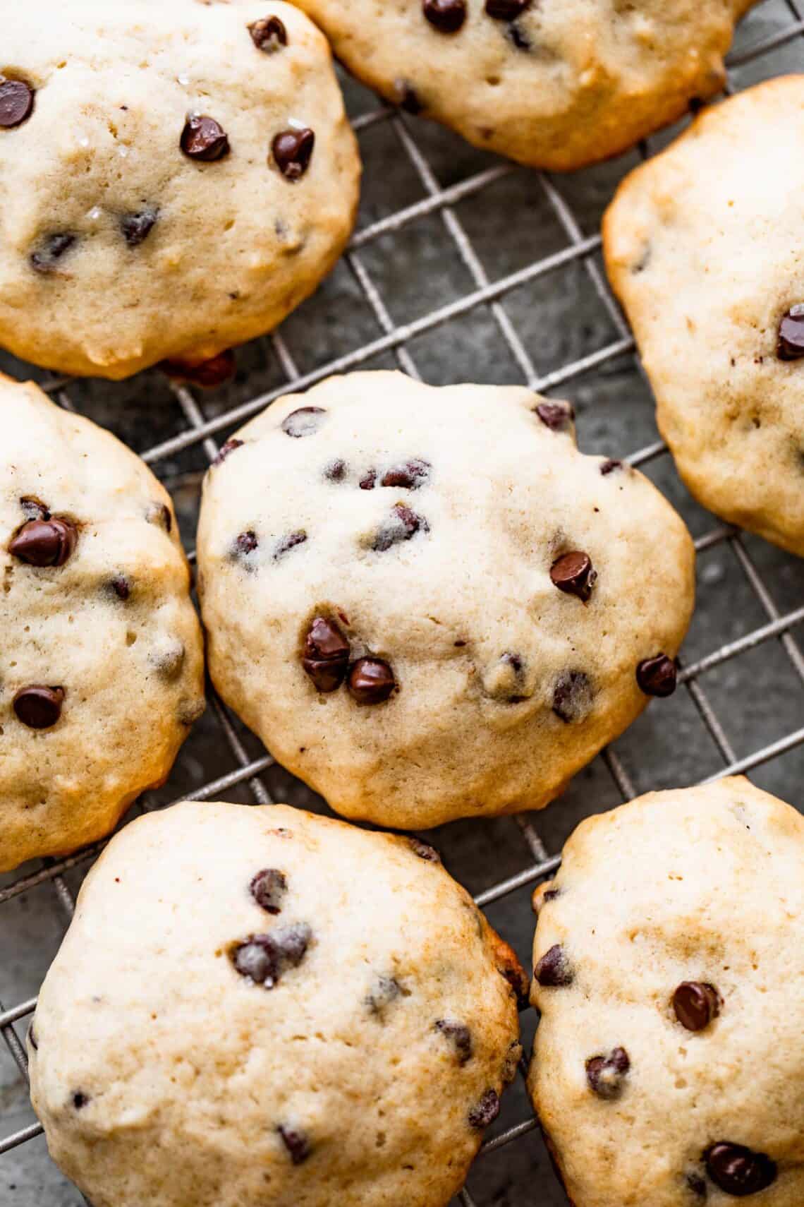 Banana Cookies with Chocolate Chips | Easy Weeknight Recipes