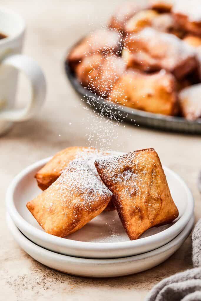 New Orleans Style Beignets Easy Weeknight Recipes