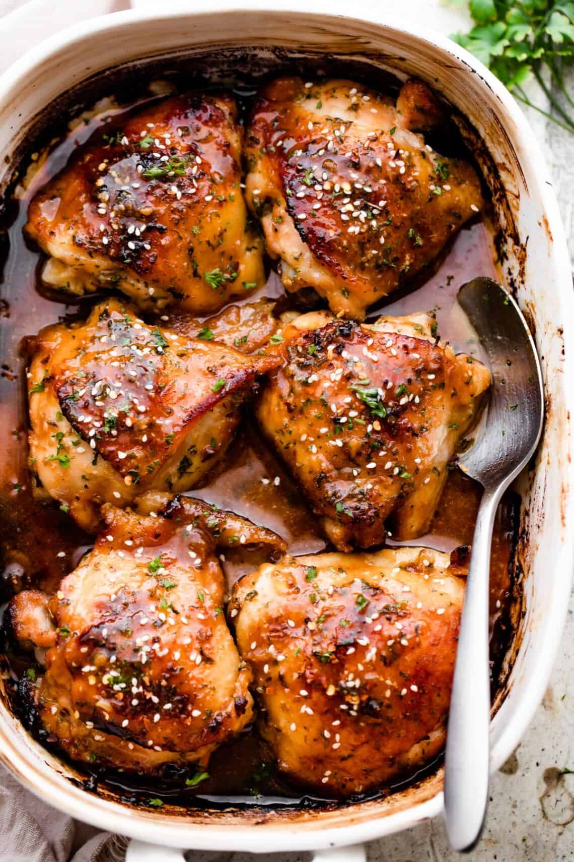 Honey Garlic Baked Chicken Thighs Easy Weeknight Recipes 7626