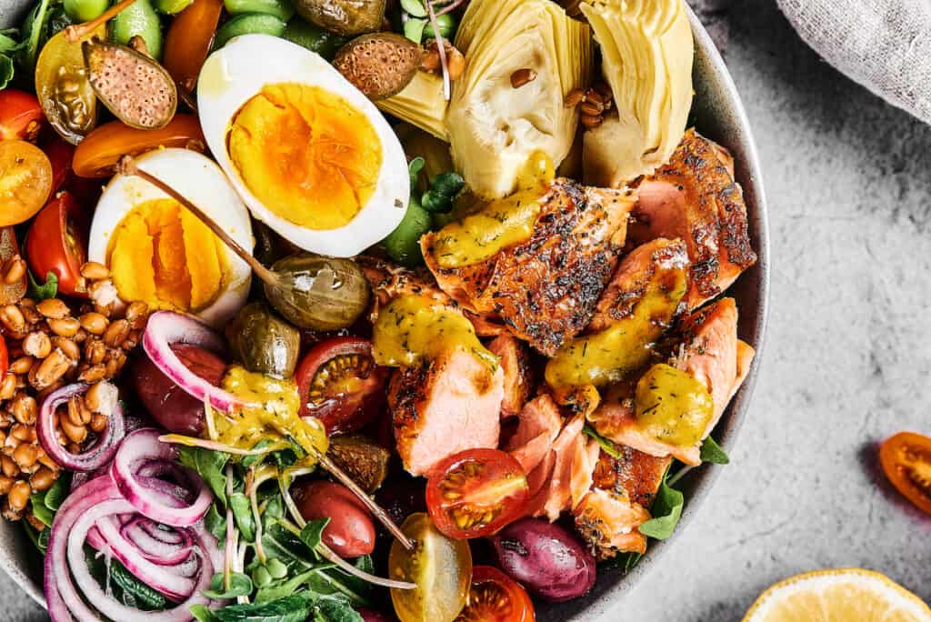 Grilled Salmon Salad | Easy Weeknight Recipes
