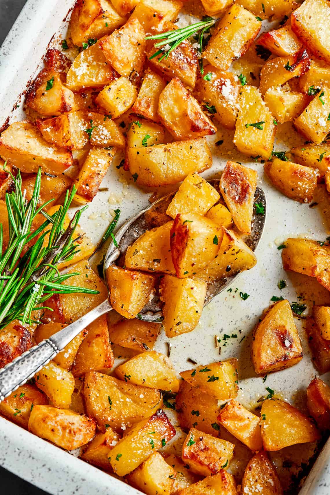 Easy Oven Roasted Potatoes | Easy Weeknight Recipes