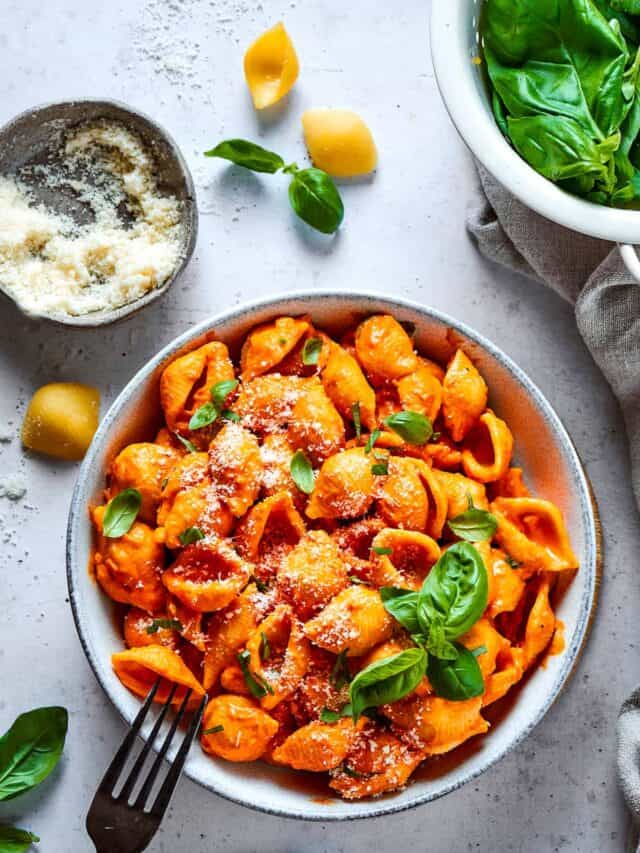 gigi-hadid-pasta-easy-weeknight-recipes