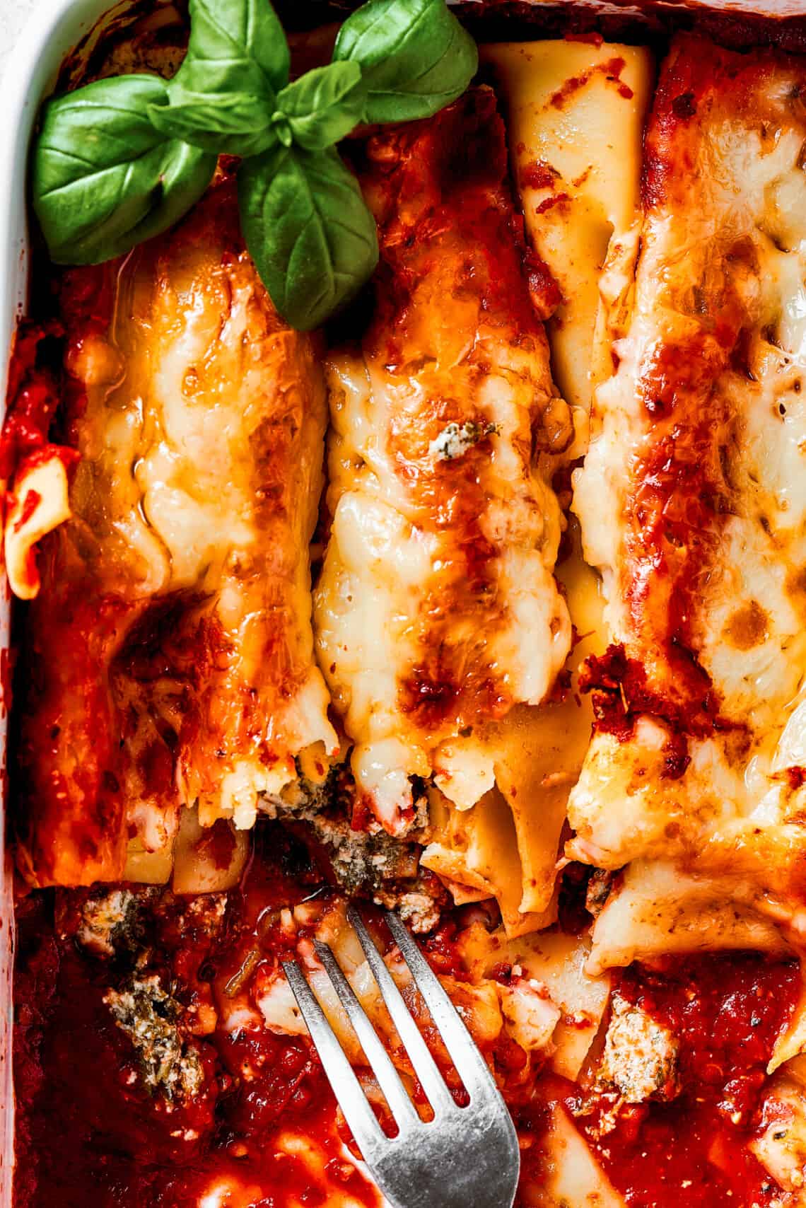 Cheesy Spinach Stuffed Manicotti Easy Weeknight Recipes