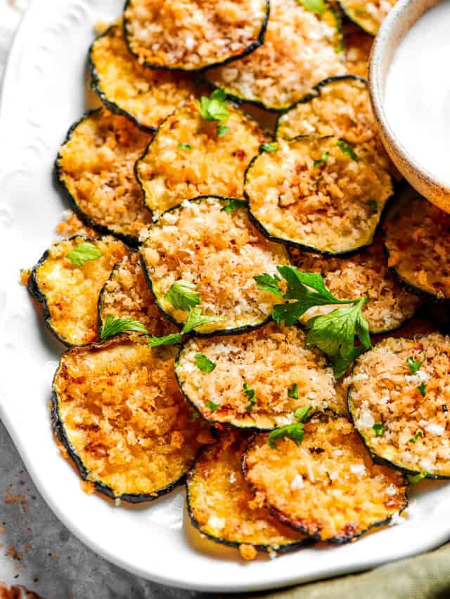 Zucchini and Squash Casserole | Easy Vegetarian Casserole Recipe