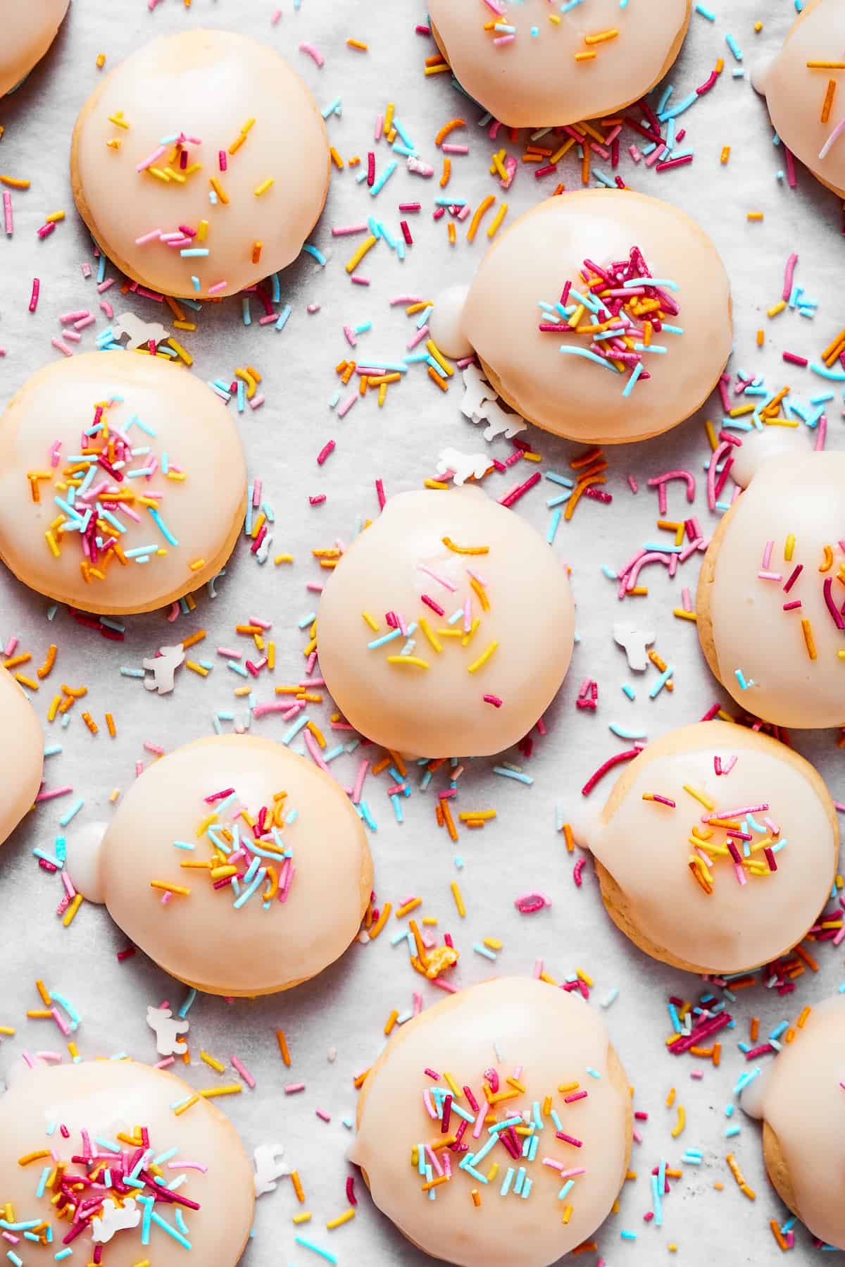 A tray of anginetti cookies.