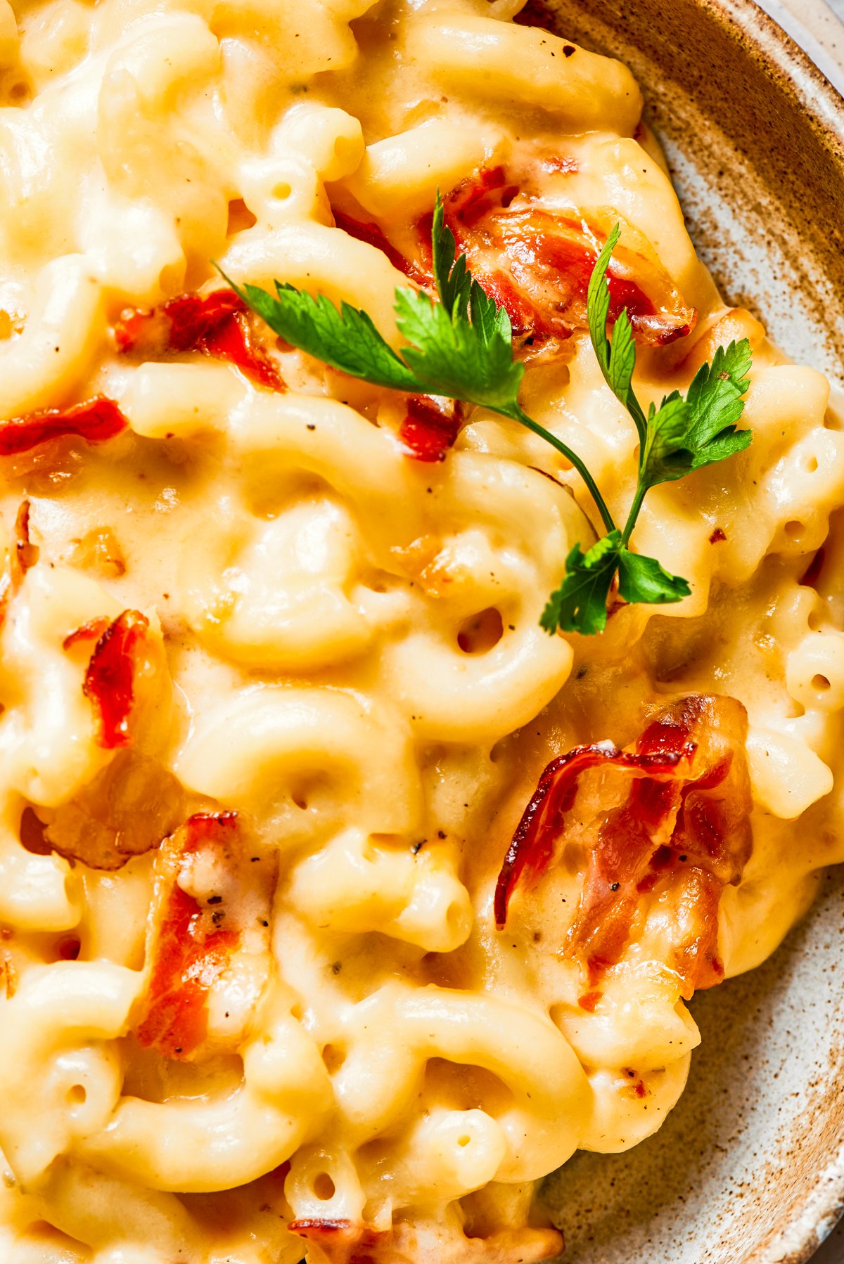 Close-up shot of bacon mac and cheese.